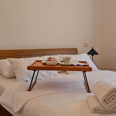 Casa Lutoma Villa Kmeti Ngoại thất bức ảnh