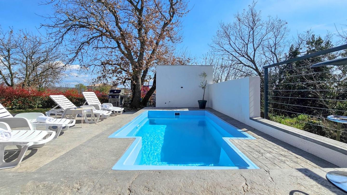 Casa Lutoma Villa Kmeti Ngoại thất bức ảnh