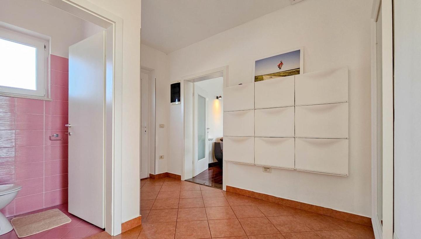 Casa Lutoma Villa Kmeti Ngoại thất bức ảnh