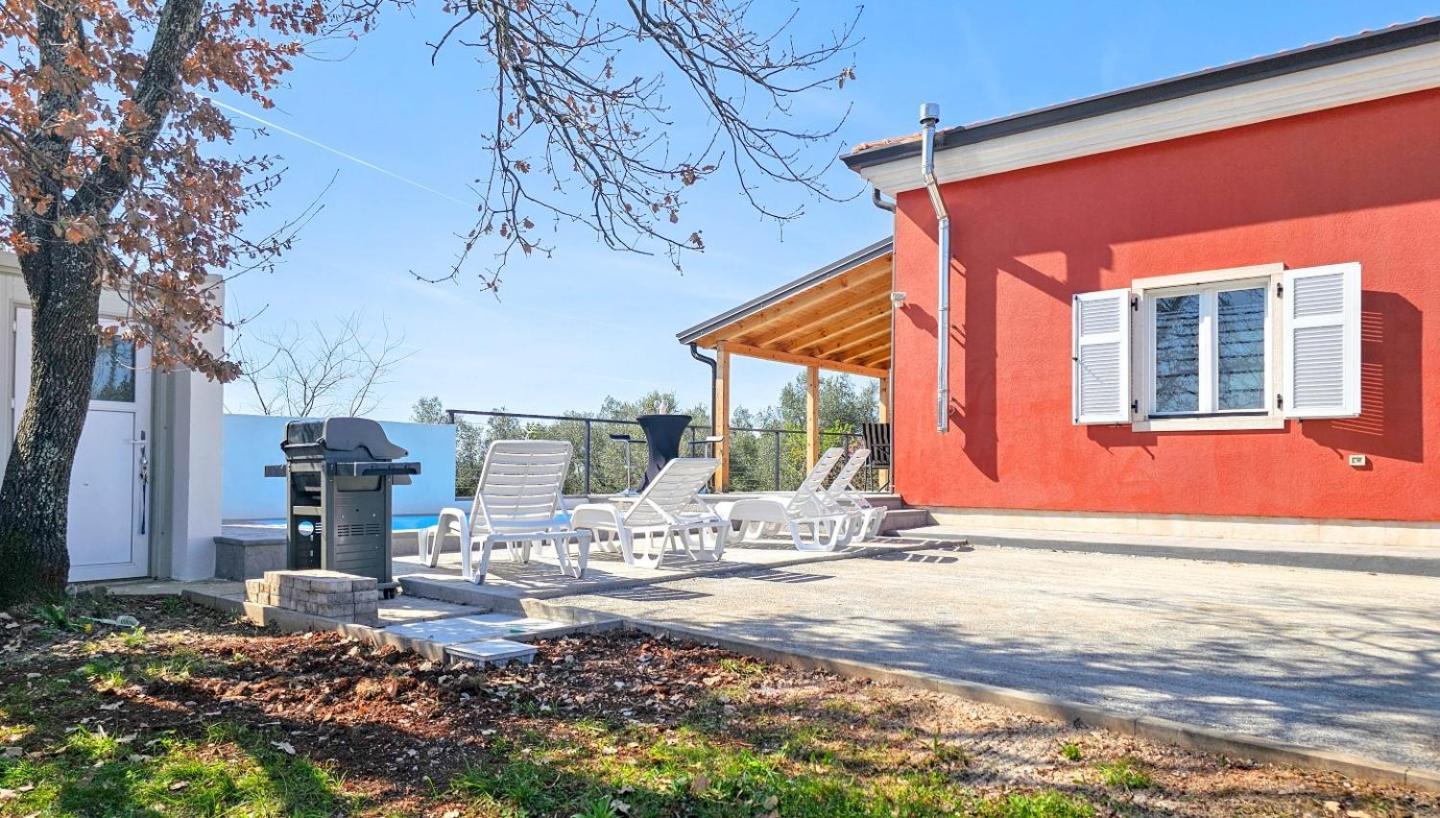 Casa Lutoma Villa Kmeti Ngoại thất bức ảnh